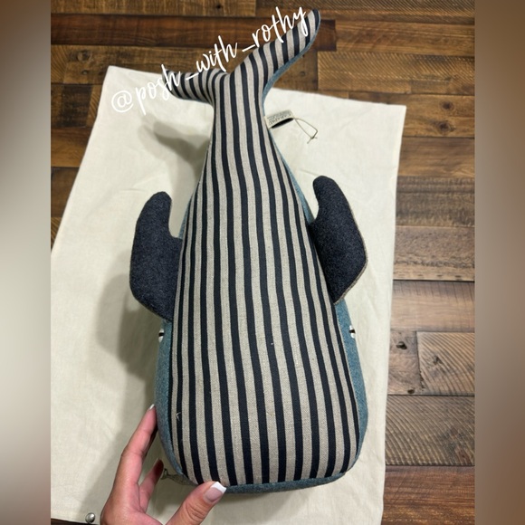 Carapau Emma the Sperm Whale - Picture 4 of 8